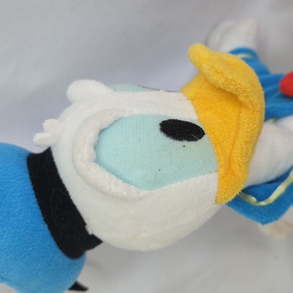 Disney Store Donald Duck 8" plush blue hat red bowtie angry face duck - Picture 5 of 13